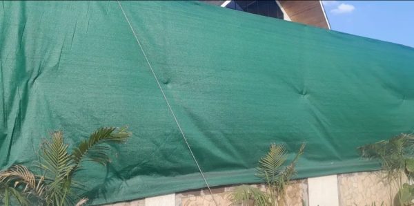 Privacy Screen Shade Net 100% 2.8M x 50M Dark Green - Image 2